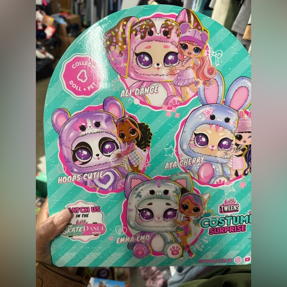 L.O.L. Surprise! Tweens Costume Set - Pink and Blue new in box - Picture 2 of 2